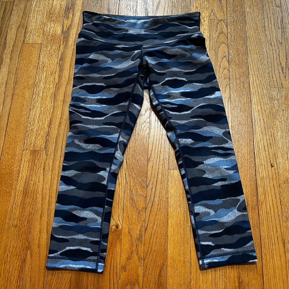 lululemon athletica Camouflage Leggings - Black and Gray